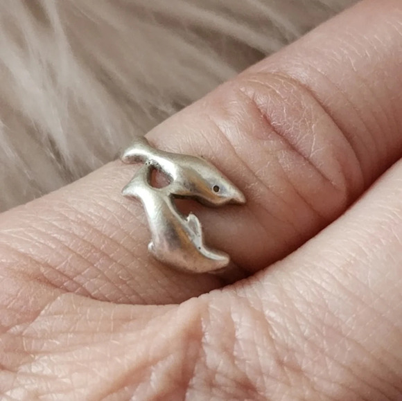 Vintage Sterling Silver Dolphin Ring‎ - Picture 1 of 4
